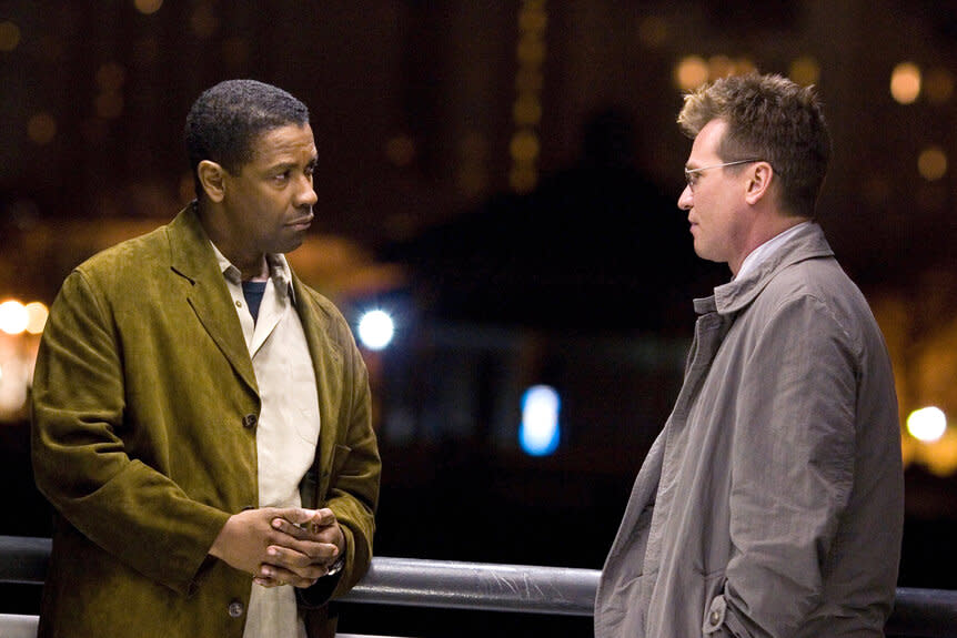 Denzel Washington on the set of the film Deja Vu (2006)