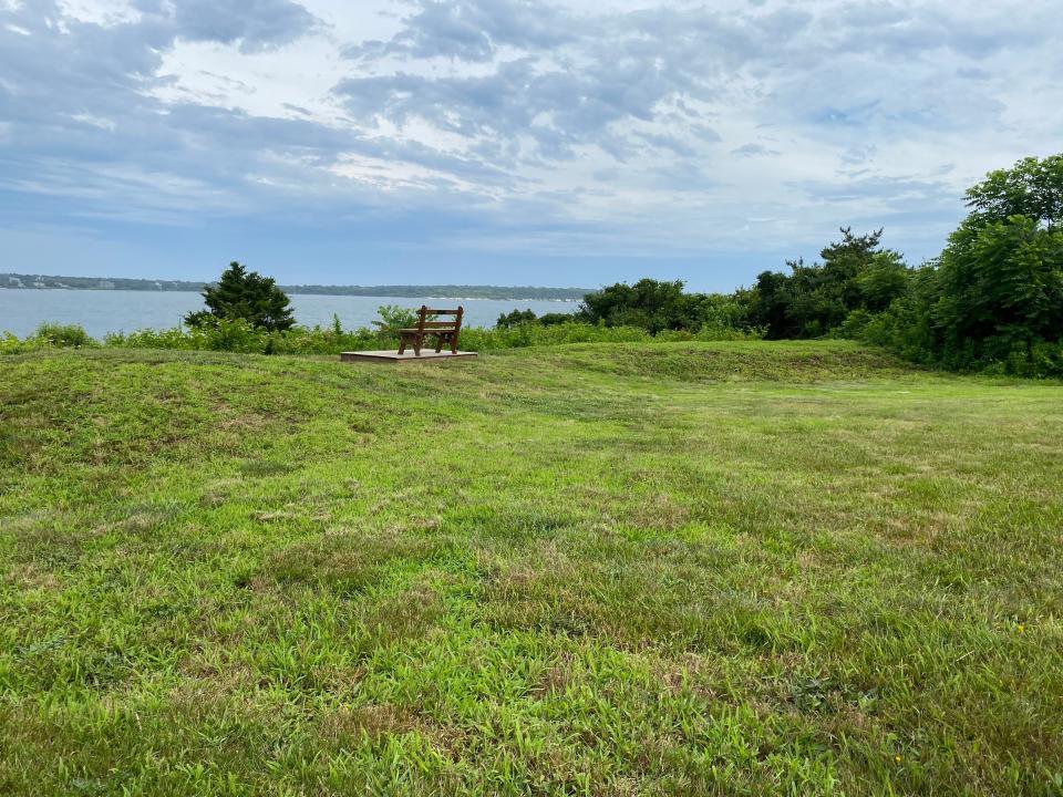 The site of the remaining earthworks of the Bonnet Battery, built in the early days of the American Revolution. Twenty-five years ago The Journal reported the berm “now stands about 3½ feet high, but it is believed to have been at least shoulder high.” Today, the berm is barely discernible as a rise in the ground.