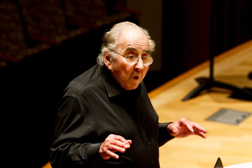 Cusack, Anne –– B581157911Z.1 LOS ANGELES, CA. – MARCH 28, 2011: William Kraft conducts 17th century German composer, Heinrich Schuetz (CQ), "St. John Passion," during the Monday Evening Concert in the Zipper Concert Hall at the Colburn School in Los Angeles on March 28, 2011. (Anne Cusack /Los Angeles Time)