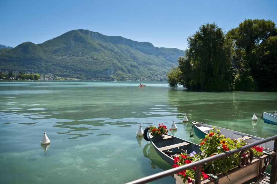 lake annecy