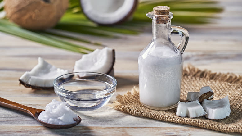 coconut oil in jug and bowl