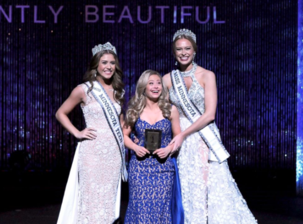 En fotos: la primera mujer con síndrome de Down en competir por Miss USA