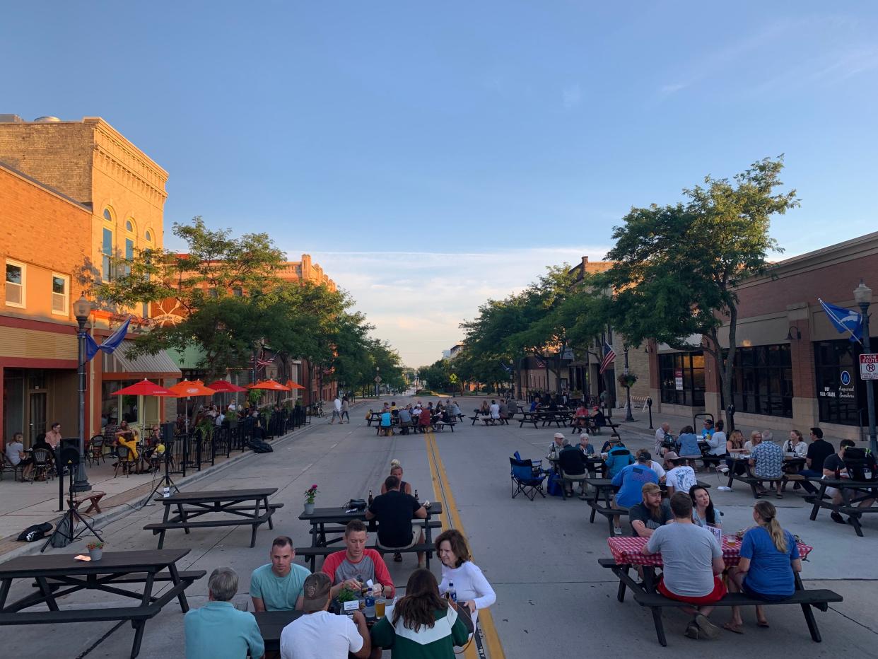 The 8th Streatery is a street cafe on the block of Eighth Street south of Pennsylvania that hopes to support local restaurants and give patrons a safe and comfortable place to dine.