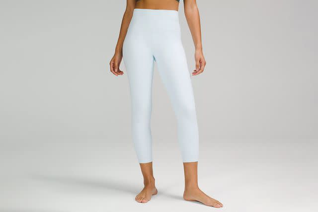 <p>lululemon</p>