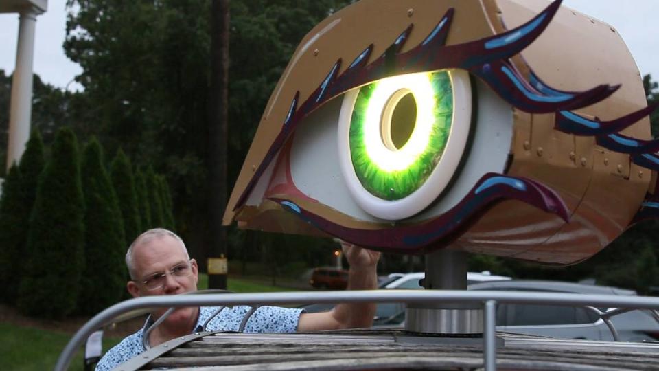 Mark Doepker and colleague Rebecca Lipps constructed the projection eye from scrap plywood, aluminum, steel, Lexan and paint.