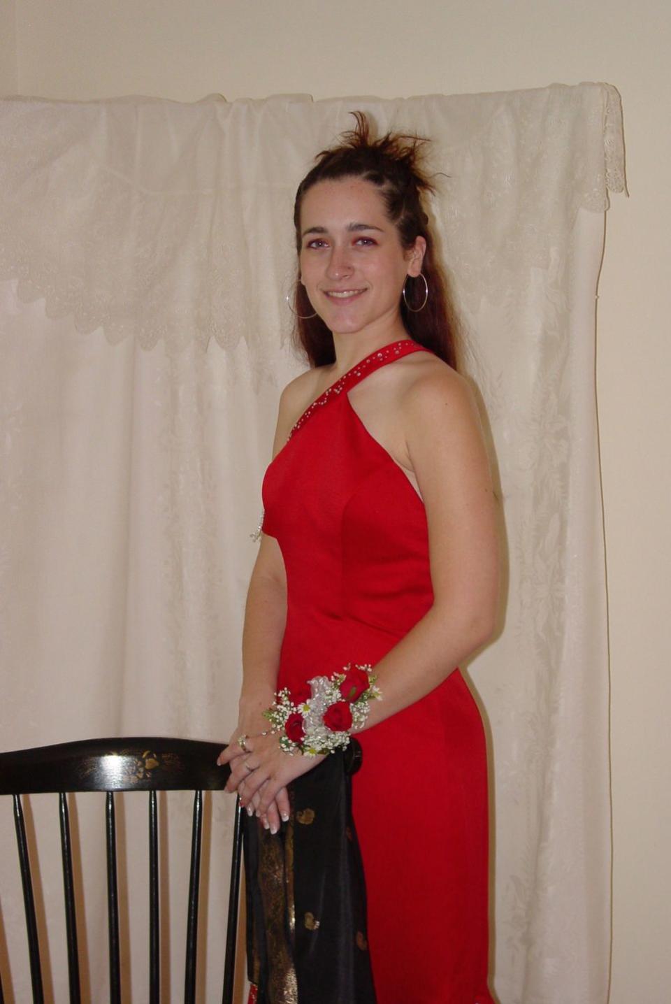 2004: One-Shoulder Dresses