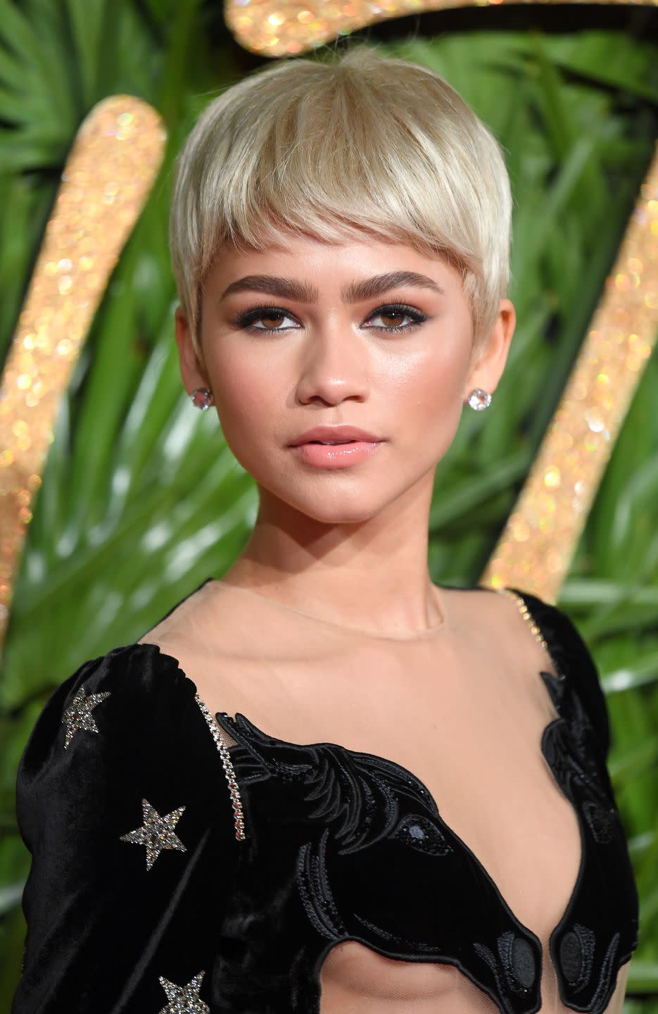 <p>Let's face it: Actress <strong>Zendaya</strong> makes just about any hairstyle look flawless, including this <a href="https://www.goodhousekeeping.com/beauty/hair/news/g2443/blonde-hair-color-ideas/" rel="nofollow noopener" target="_blank" data-ylk="slk:platinum 'do;elm:context_link;itc:0;sec:content-canvas" class="link ">platinum 'do</a>. If you're looking for a way to soften the forehead, try choosing a fringe like this one that stops just an inch above the brows. </p>