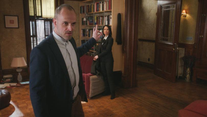 Jonny Lee Miller as Sherlock Holmes, Lucy Liu as Joan Watson