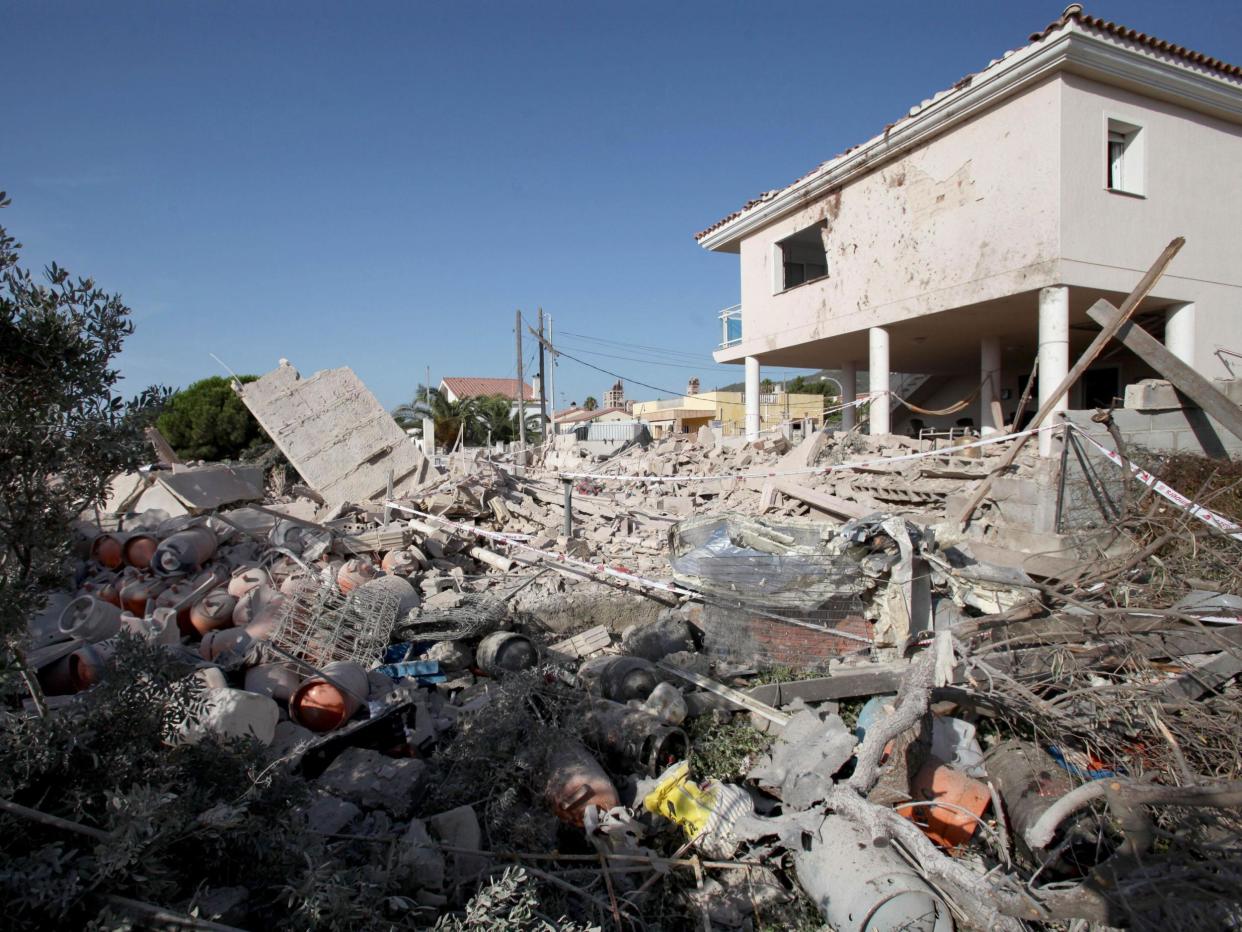 The house was leveled by the explosion: EPA/JAUME SELLART