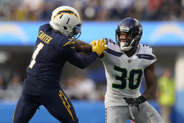 Walker, Goodwin lead Seahawks to 37-23 win over Chargers