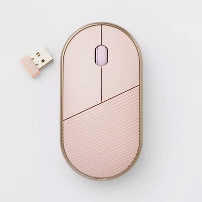 This Bluetooth mouse