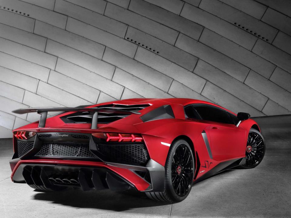 Lamborghini Aventador LP 750 4 Superveloce_3 4 Rear