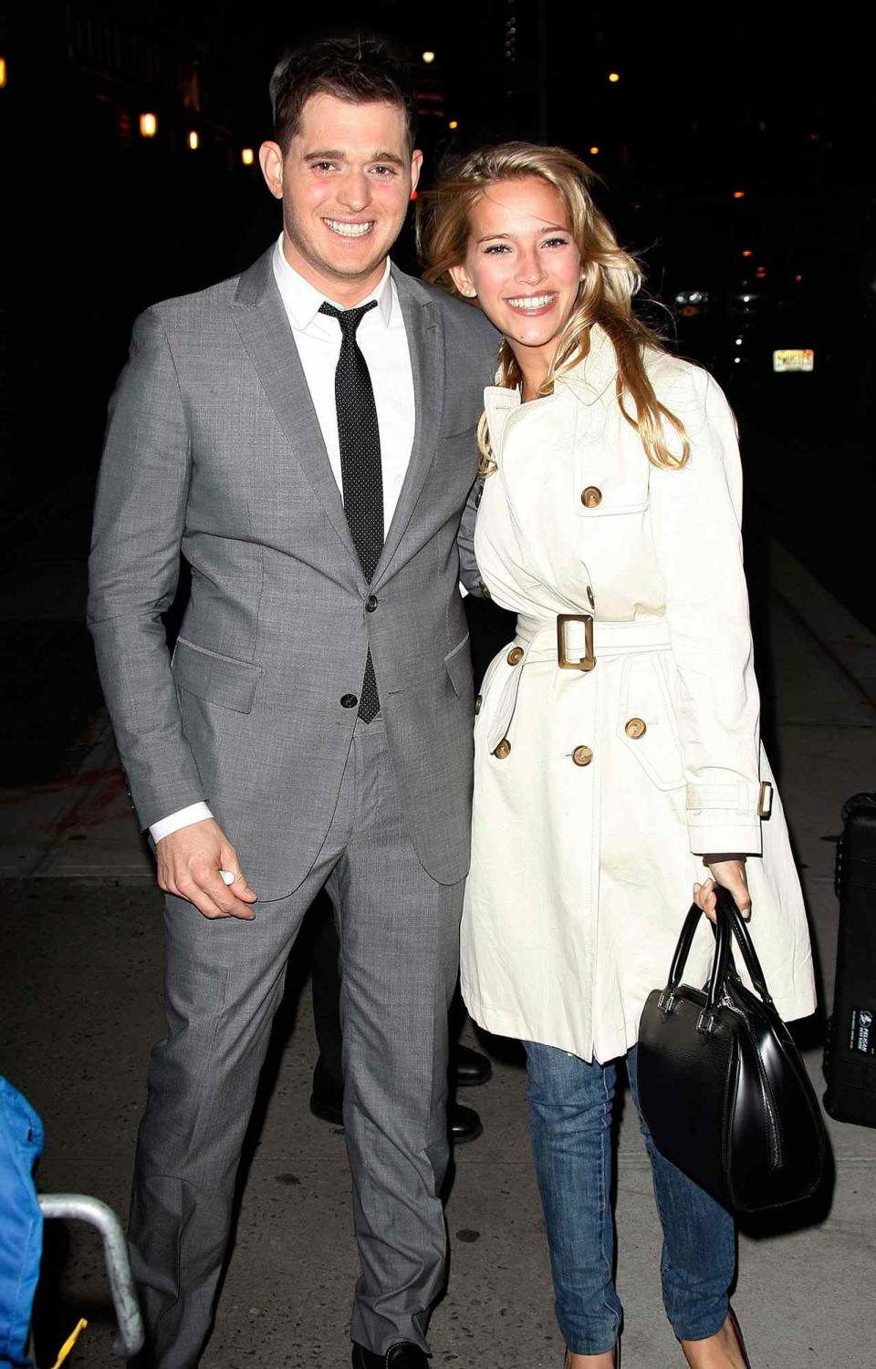 Michael Buble (L) and his girlfriend actress Luisana Lopilato visit "Late Show With David Letterman" at the Ed Sullivan Theater on November 3, 2009 in New York City