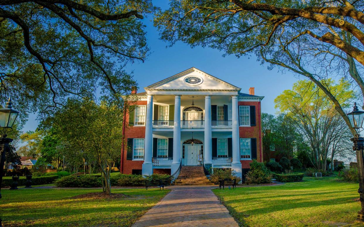 Natchez - istock