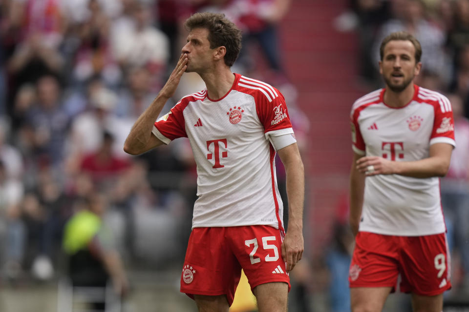 Bayern's Thomas Mueller celebrates after scoring his side's second goal during the German Bundesliga soccer match between Bayern Munich and Cologne at the Allianz Arena in Munich, Germany, Saturday, April 13, 2024. (AP Photo/Matthias Schrader)