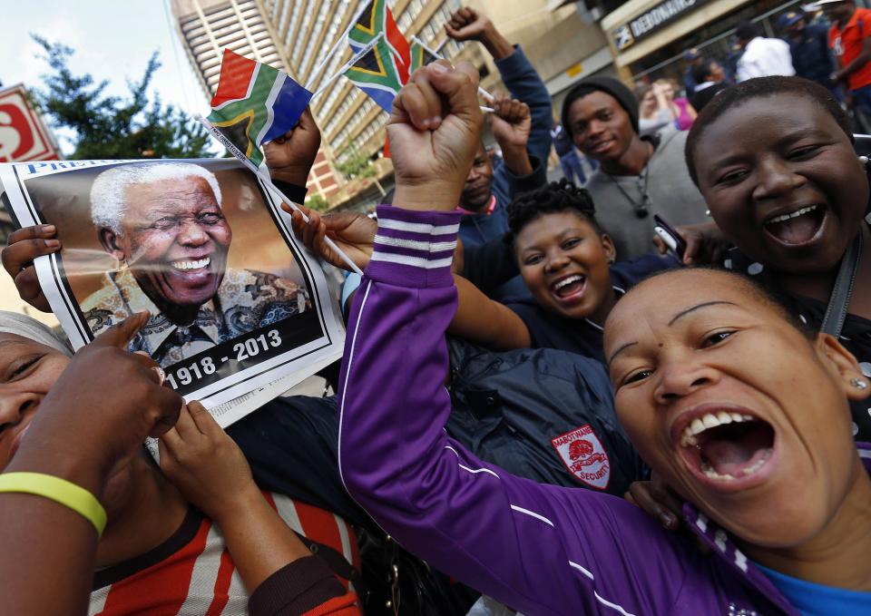 Mandela's body lying in state