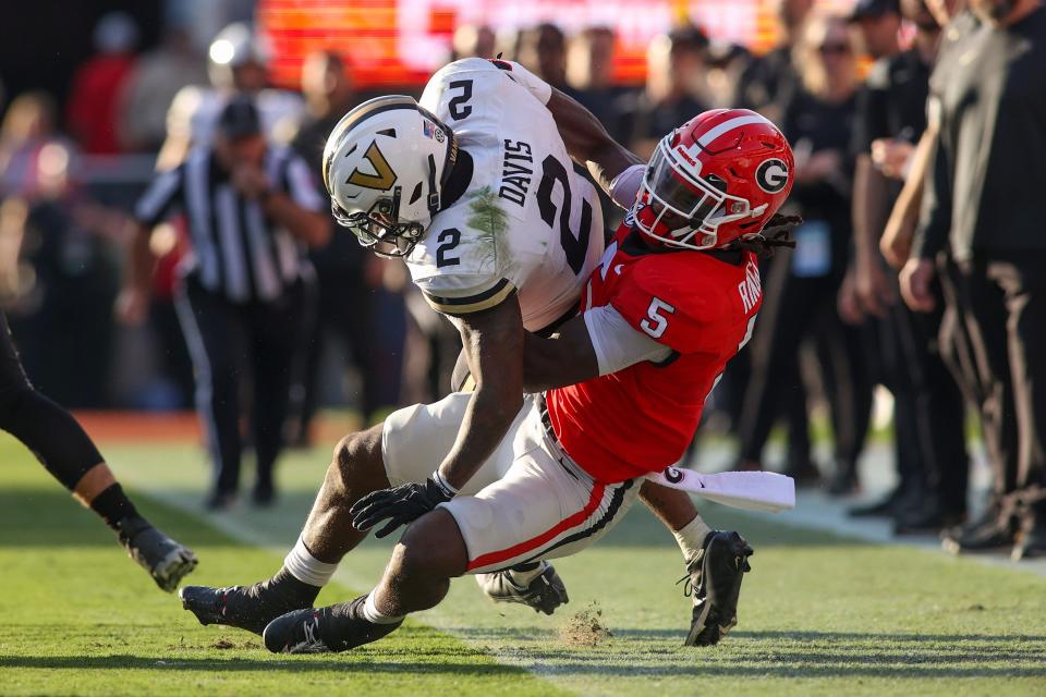 Who should the Eagles target on Day 2 of NFL draft? These 2 RBs are