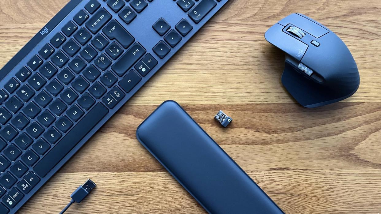  MX Keys S Combo: the MX Keys S, MX Master 3S mouse and MX Palm Rest, with Logi Bolt. 