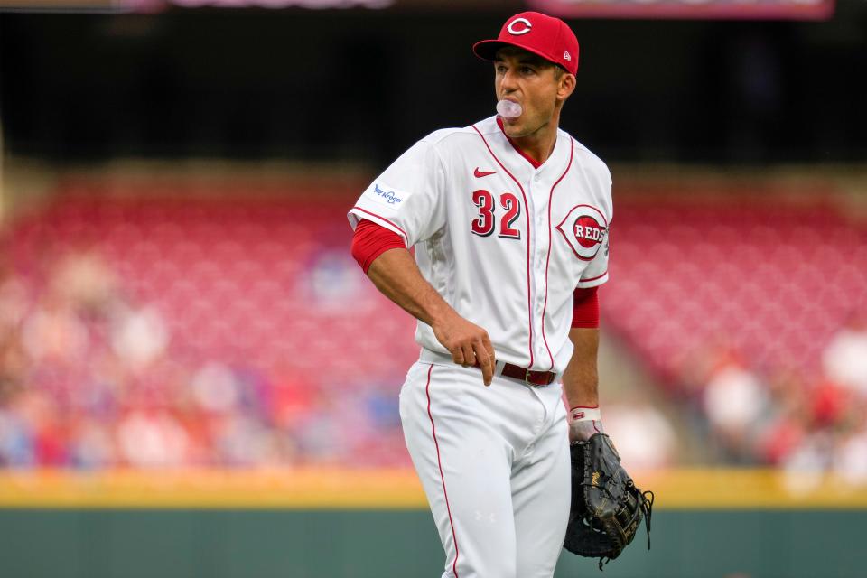 Cincinnati Reds third baseman Jason Vosler (32) looks in to the plate in the first inning of the MLB National League game between the Cincinnati Reds and the Chicago Cubs at Great American Ball Park in downtown Cincinnati on Tuesday, April 4, 2023. The Reds led the Cubs after six innings.