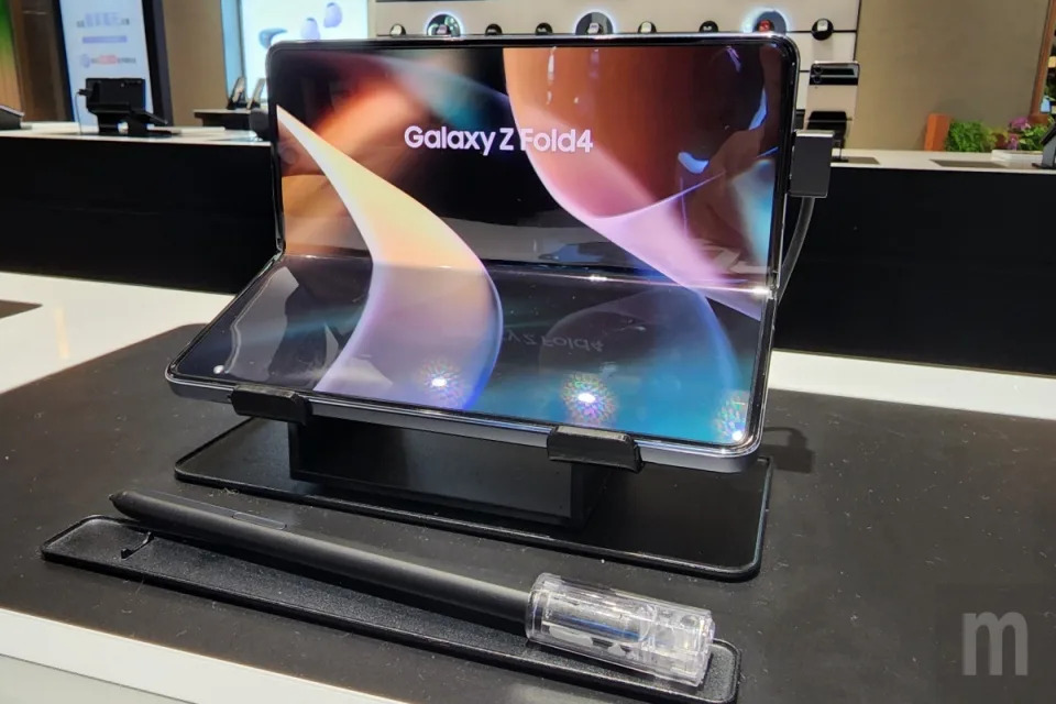 三星開放首波完成預購Galaxy Z Fold 4、Galaxy Z Flip 4的消費者領機