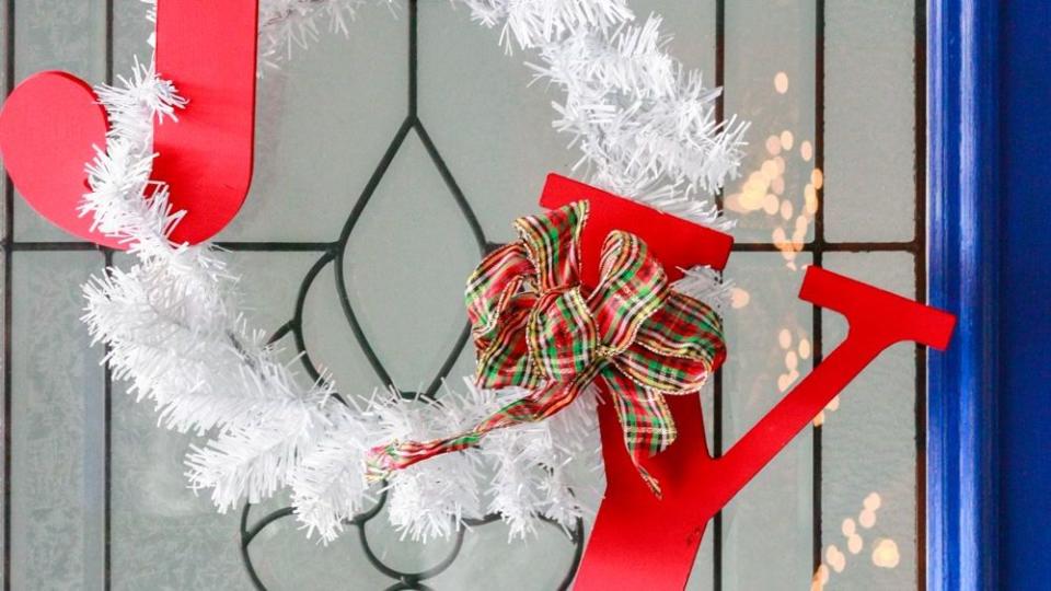 diy christmas door decorations joy wreath