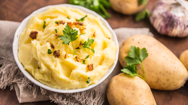 Mashed potatoes with bacon