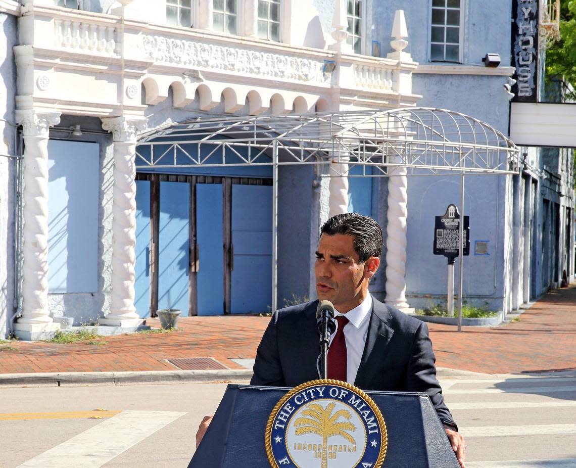 Miami Mayor Francis Suarez held a press conference outside the Coconut Grove Playhouse in 2019 to announce his veto of the city commission’s approval of a Miami-Dade County plan for reconstruction of the theater.