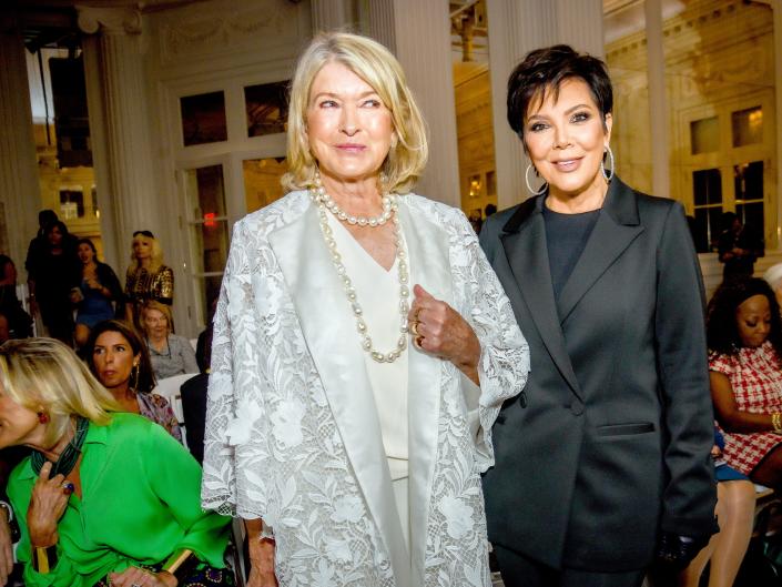 Martha Stewart dice que encontró 150 bolsos Hermes en un armario mientras husmeaba en el ‘compuesto’ de Kris Jenner y Khloe Kardashian