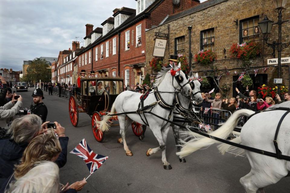The carriage rides through Windsor