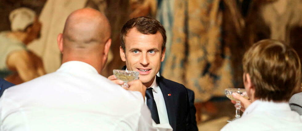 Emmanuel Macron lors d'une réception à l'Élysée en l'honneur de la cuisine française
