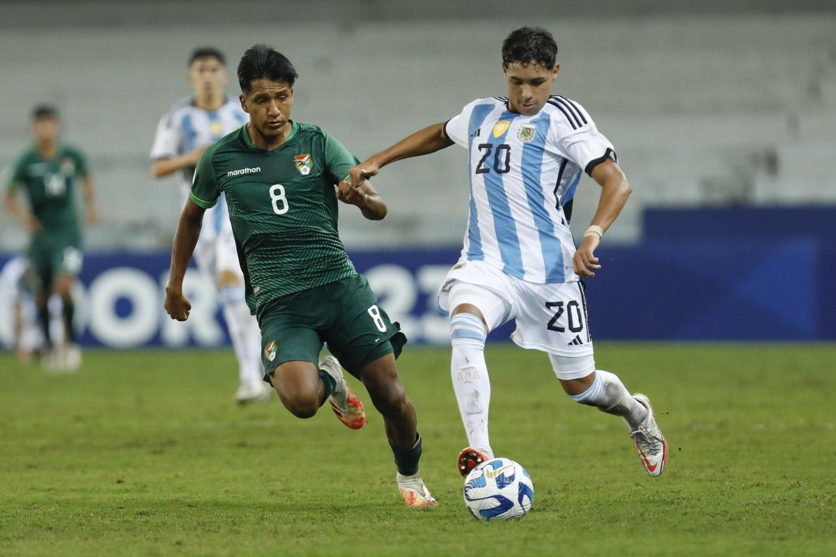 Uruguay debutó en el Sudamericano Sub 20 con victoria por 3-0 ante