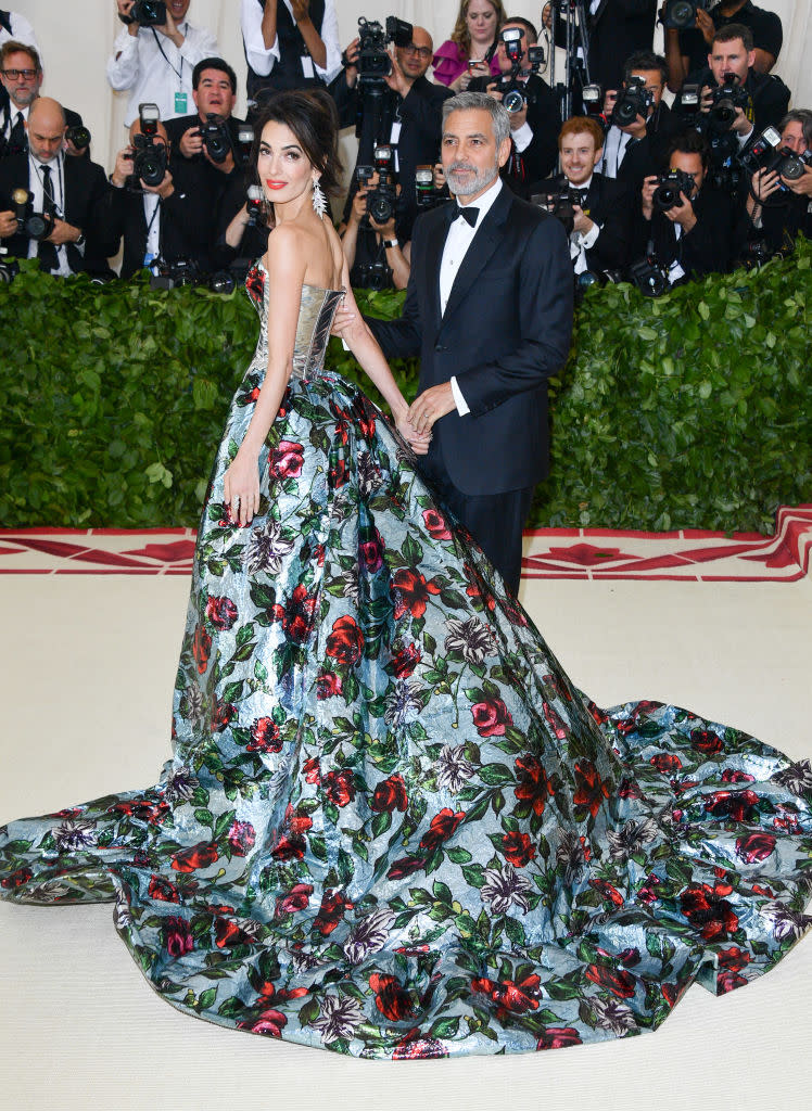 2018年5月7日，名人情侶 Amal & George Clooney 參加2018 Met Gala。