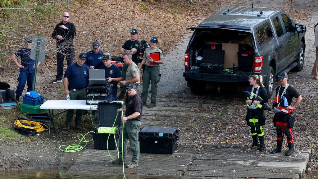 Maine mass shooting manhunt