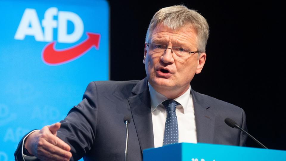 Der AfD-Vorsitzende Jörg Meuthen denkt laut über eine Aufspaltung der Rechtspopulisten nach.