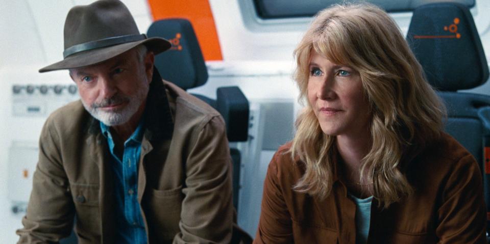 JURASSIC WORLD DOMINION, (aka JURASSIC WORLD 3), from left: Sam Neill, Laura Dern, 2022. © Universal Pictures / courtesy Everett Collection