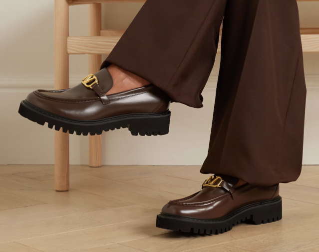 V Logo Leather Loafers in Brown - Valentino Garavani