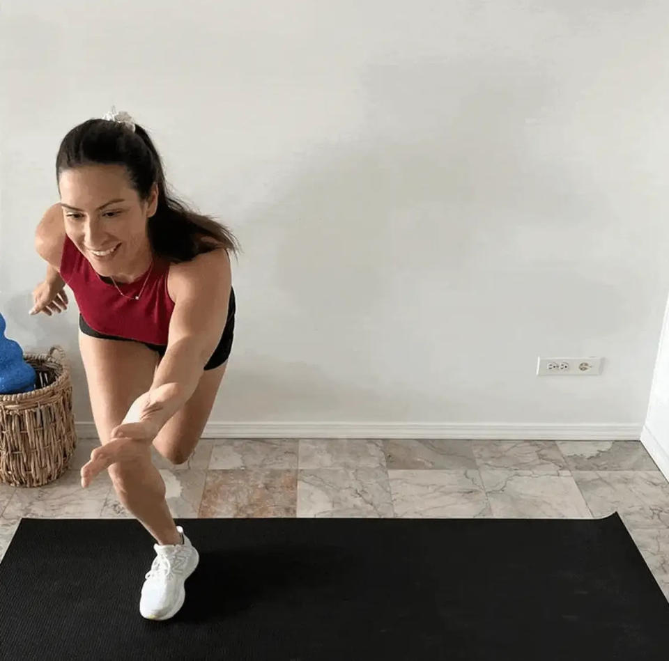 butt exercises Skater (Stephanie Mansour)