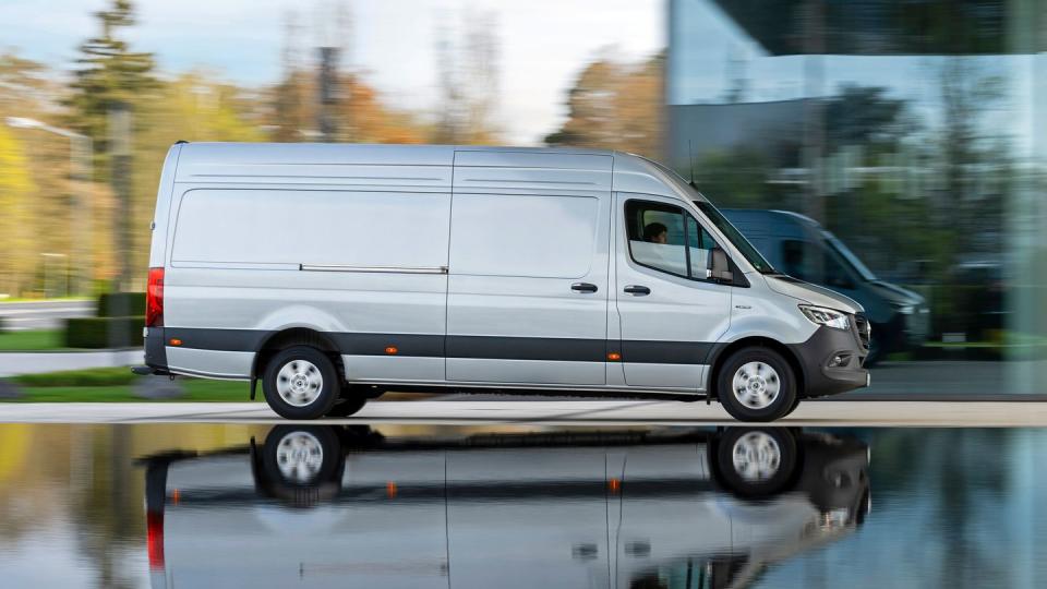 2025 mercedes benz esprinter