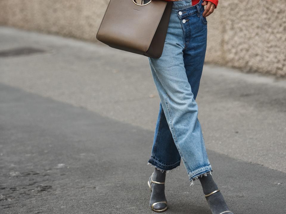 Woman wearing two-toned jeans