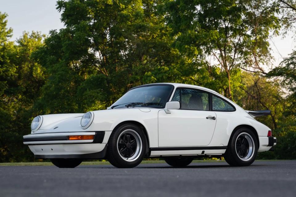 1988 Porsche 911 Carrera Club Sport