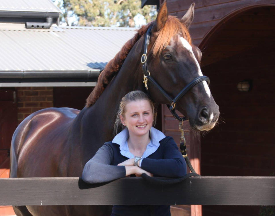 Victorian bushfires: Rider Janina Kletke, 34, in coma after trying to save horses