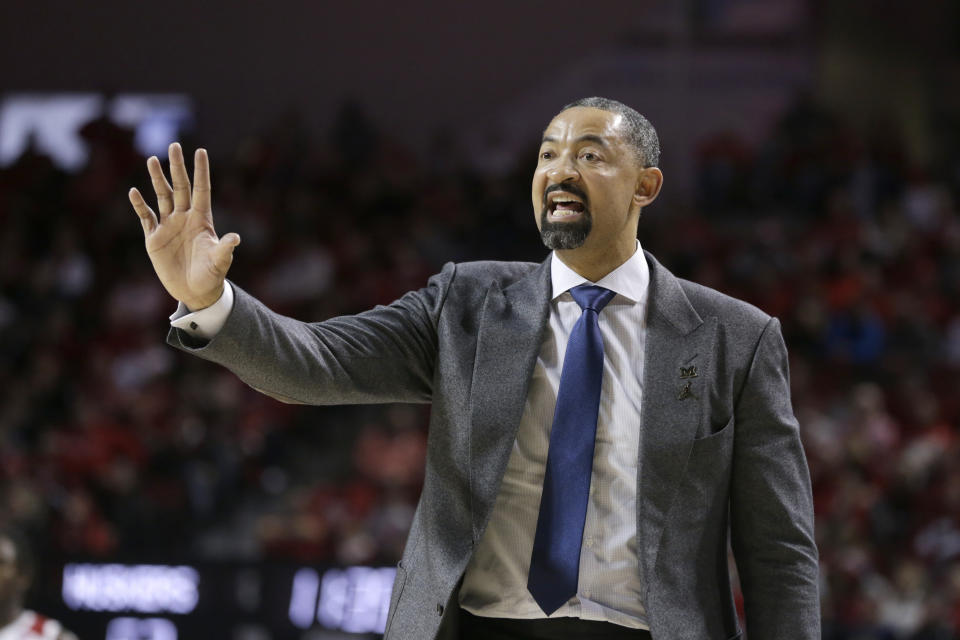 Michigan coach Juwan Howard gestures during the second half of an NCAA college basketball game against Nebraska in Lincoln, Neb., Tuesday, Jan. 28, 2020. Michigan won 79-68. (AP Photo/Nati Harnik)