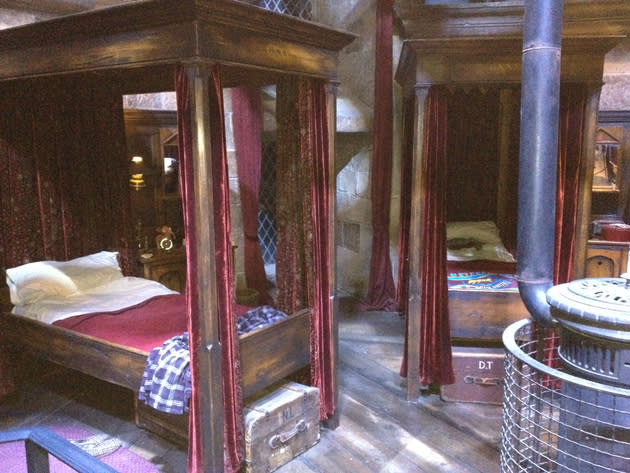 <b>Harry Potter Studio Tour</b><br><br> Gryffindors Mehrbettzimmer.