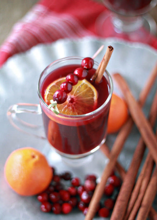 <strong>Get the <a href="http://www.kitchentreaty.com/crock-pot-cranberry-orange-mulled-wine/">Cranberry-Orange Mulled Wine recipe</a>&nbsp;from Kitchen Treaty</strong>