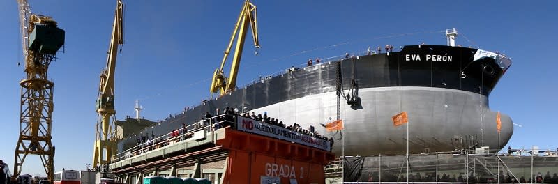 Barcos venezolanos en Río Santiago