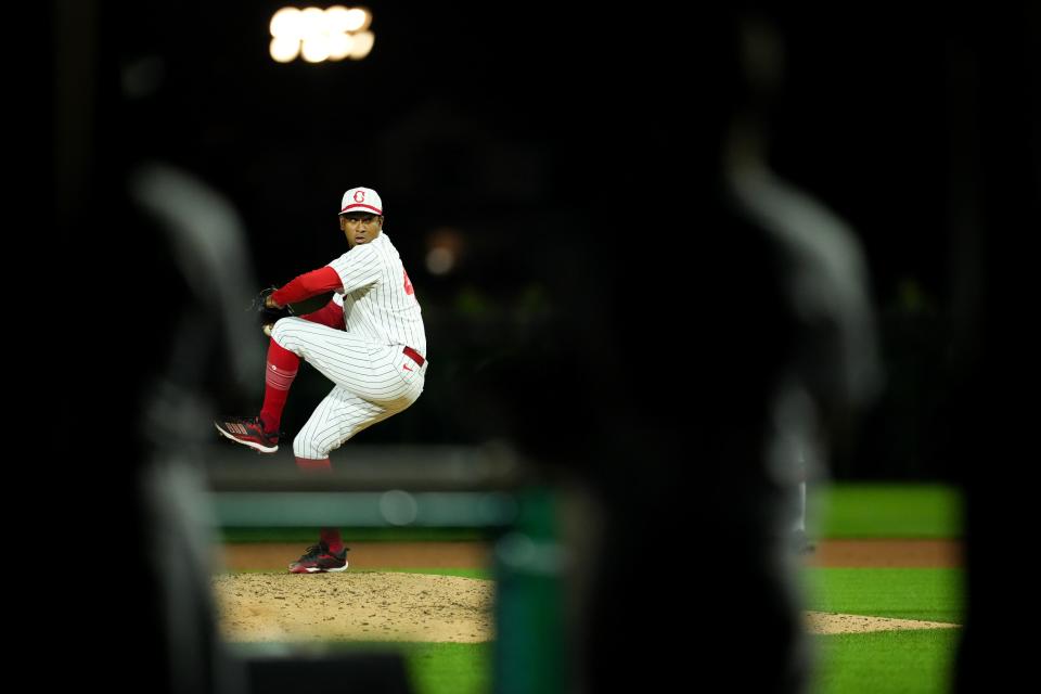 Cincinnati Reds relief pitcher Alexis Diaz (43) delivers a pitch during the eighth inning of a baseball game against the Chicago Cubs, Thursday, Aug. 11, 2022, at the MLB Field of Dreams stadium in Dyersville, Iowa. 