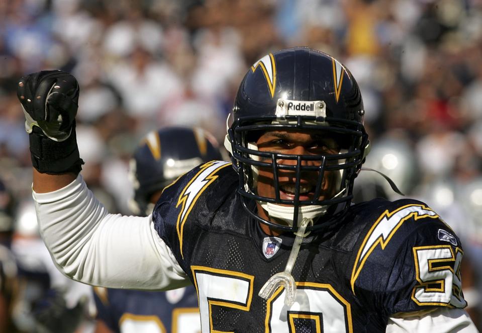 Donnie Edwards during his playing days in 2006. (Photo by Stephen Dunn/Getty Images)