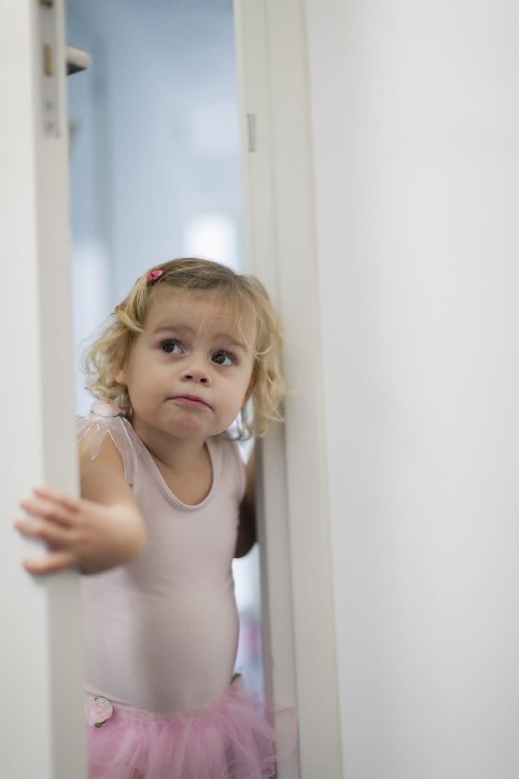 “What are you doing mummy?” [Photo: Getty]