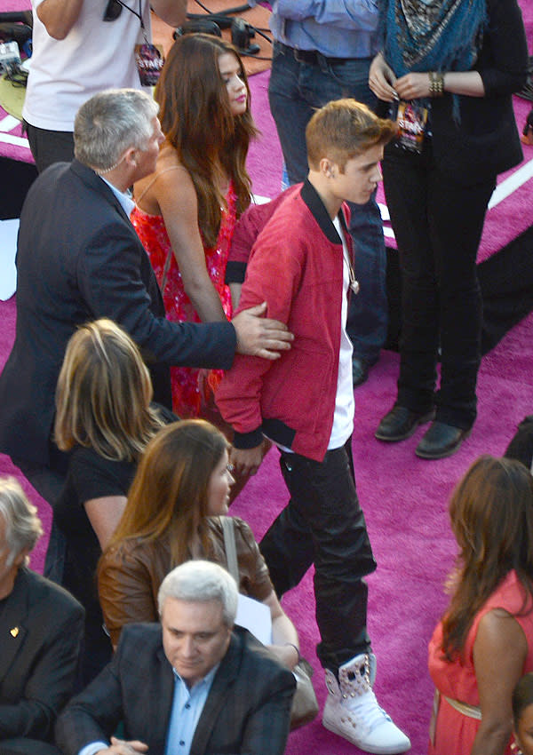 Justin Bieber & Selena Gomez Attend ‘Part Of Me’ Premiere Together