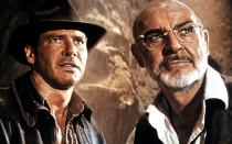 <p>Auch die größten Stars wie Harrison Ford und Sean Connery (Bild aus "Indiana Jones und der letzte Kreuzzug") haben mal klein angefangen. Und manche sogar mit überraschend bodenständigen Berufen. Welcher Star war mal Feuerwehrmann? Wer begann ihre Karriere als Kosmetikerin? Und wer war hauptberuflicher Nazi-Jäger? Erfahren Sie's in der Galerie! (Bild: Lucasfilm Ltd. & TM.)</p>